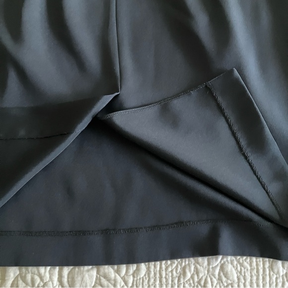 Lafayette 148 sample piece dress in black silk w/elastic waist - Picture 6 of 14